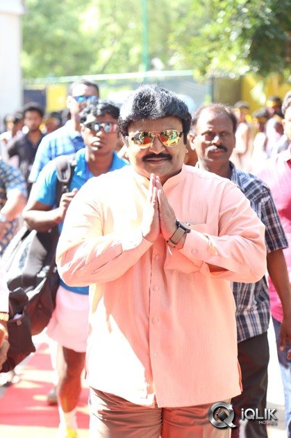 Celebs-at-Nadigar-Sangam-Lebaras-Natchathira-Cricket-Match